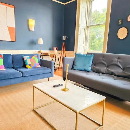 Spacious 2 Bedroom Apartment In The Heart Of New Town Edimburgo Exterior foto
