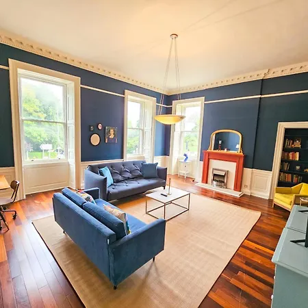 Spacious 2 Bedroom Apartment In The Heart Of New Town Edimburgo Exterior foto